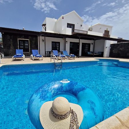 Villablanca Mar Heated Private Pool In A Charming Retreat Of Serenity Playa Blanca Dış mekan fotoğraf
